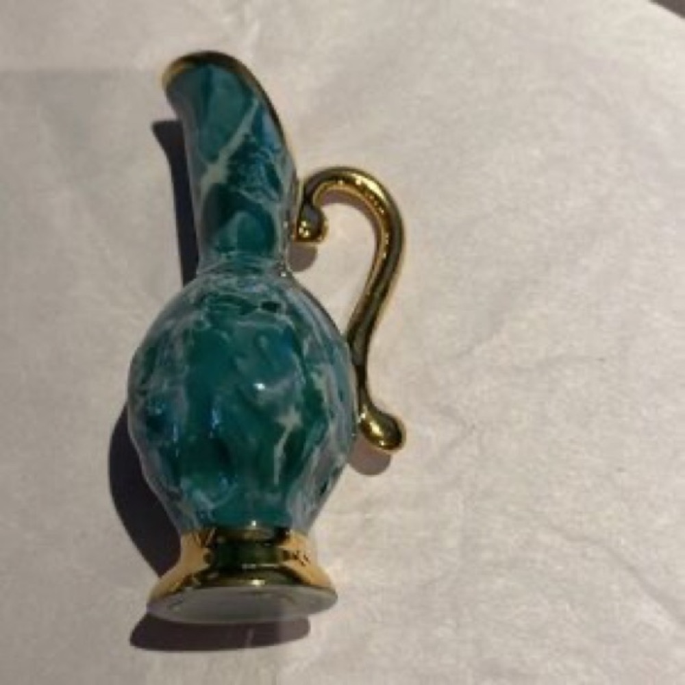 Teal and Gold Porcelain Decorative Ewer with Romantic Scene - Picture 3 of 5